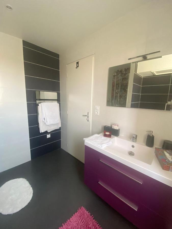 Chambre Avec Salle De Bain Privee Dans Maison บัวร์ ภายนอก รูปภาพ